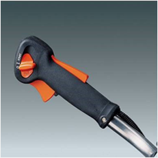 <strong class="attributes-item-title">Cabo multifuncional</strong>

O cabo multifuncional integra todos os controles do motor, usado em roçadeiras e podadores.