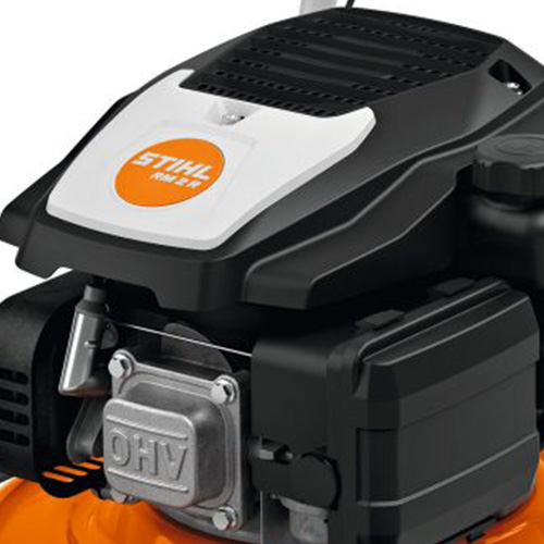 <b>MOTOR 4 TEMPOS</b>
Torque elevado e boa retomada garantem alta produtividade. Emite 80% menos gases e consome 30% menos que motores 2 tempos.